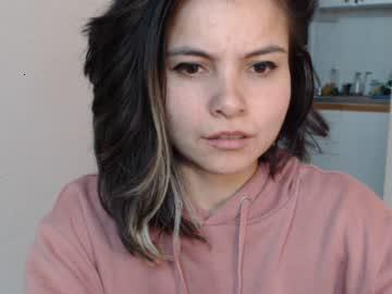 tiny_caroline chaturbate