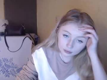 white__queen chaturbate