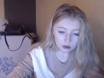 white__queen chaturbate