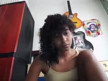 yohatinelly96 chaturbate