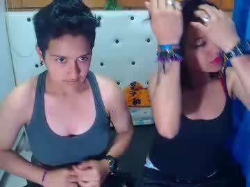 yuly_and_marie chaturbate