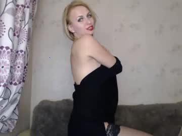 yummylilya chaturbate